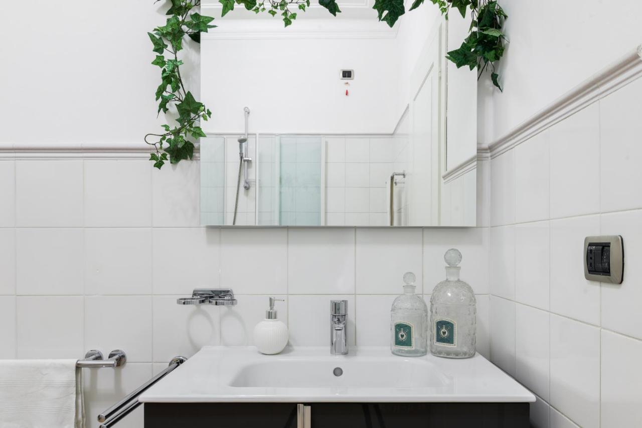 Palazzo Garibaldi - Myhomeincomo Luaran gambar
